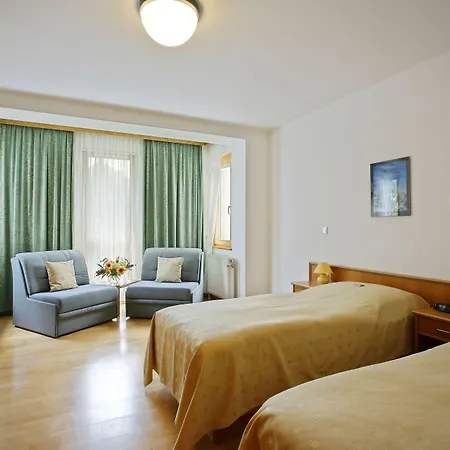 Am Spiegeln Dialog.Hotel.Wien-2